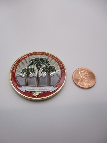 Moneda de desafío de 29 palmas del Cuerpo de Marines de los Estados Unidos NUEVA - Imagen 3 de 5