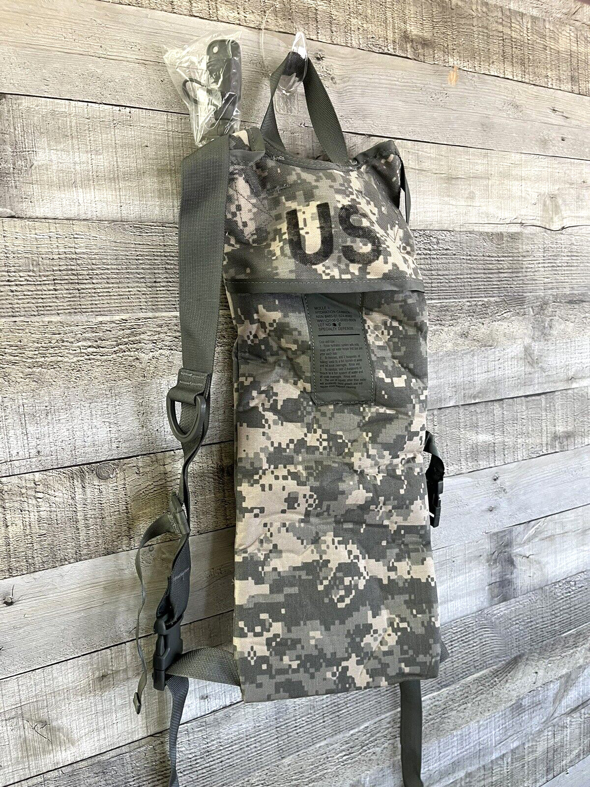 NEW Molle II US Army Digital Camo Hydration Back Pack Camouflage Military *READ*