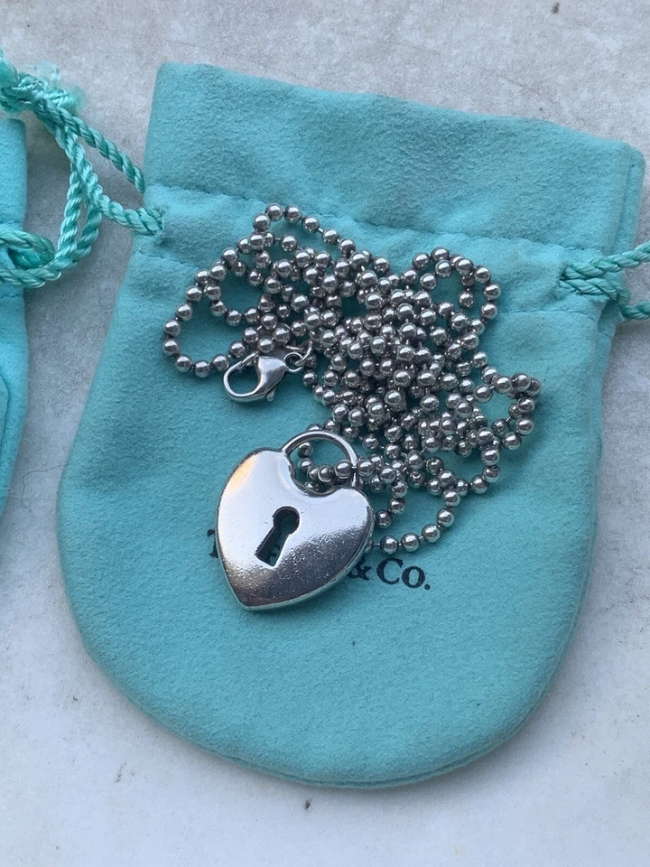 Collana Catena Argento Tiffany & Co. Palline Con Lucchetto Cuore - Immagine 3 di 4