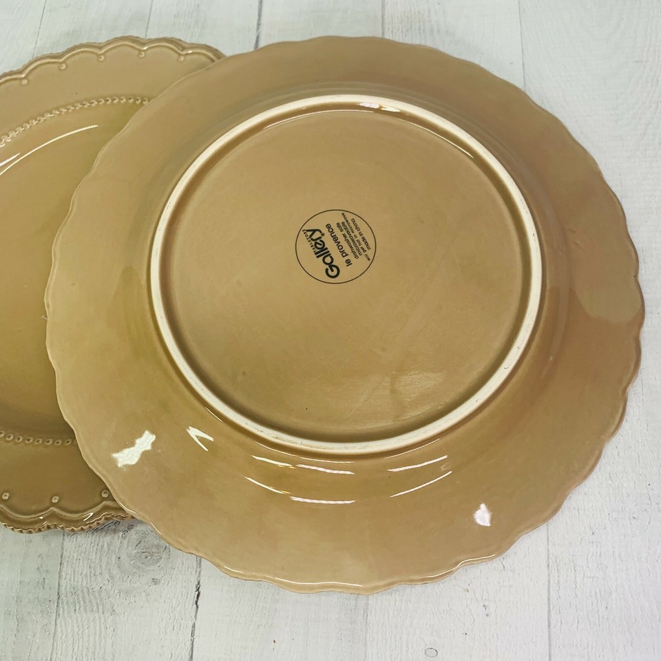 Tabletops Gallery LE PROVENCE Embossed Scalloped Stoneware Dinner