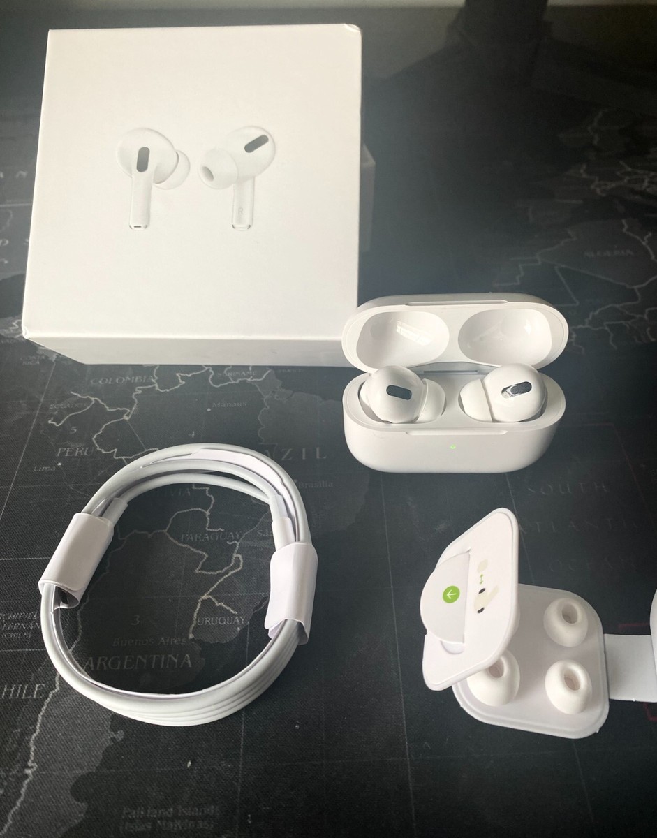 イヤホン Apple AirPods Pro1 Amazon.com: Apple AirPods Pro (1st Generation) with MagSafe