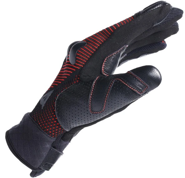 Black Fluo Red, photo 4 of 7