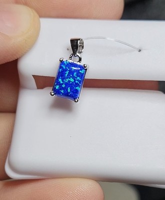 Hellblauer natürlicher Opal Smaragdschliff 925 Sterling Silber Anhänger