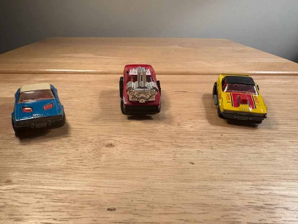 Matchbox Lot (3) – 1972 Red Rider & (2) 1975 Dodge Challengers–Lesney-Vintage - Image 3 of 4