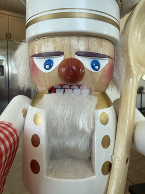 Steinbach Chef Nutcracker Präsent Handmade German White Gold Signed 2009