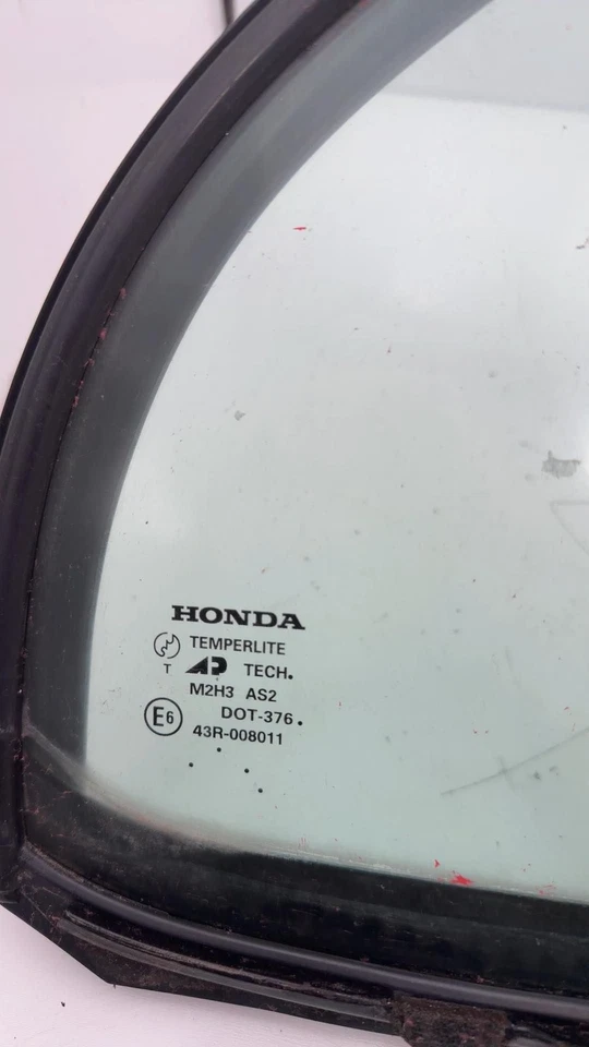 99 00 01 02 03 ACURA TL Rear Vent Glass/window Acura Right - Изображение 3 из 4