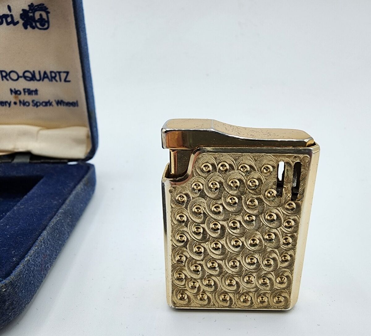 Vintage Colibri Electro-Quartz Lighter Monogrammed H Gold Vintage Colibri Electro-Quartz Lighter Monogrammed H Gold