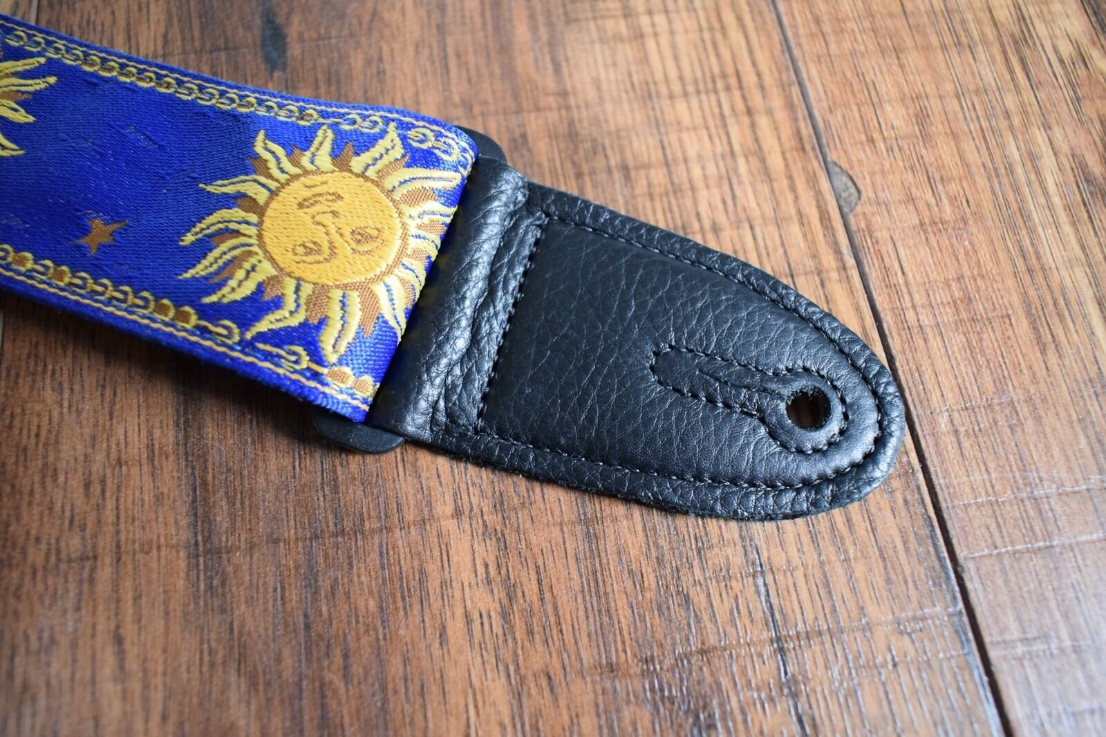 Levy's MPJGSUNBLU 2' Sun Design Jacquard Weave Guitar Bass Strap Blue