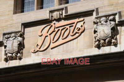 PHOTO BOOTS SIGN A TRADITIONAL BOOTS SHOP FRONT SIGN IN CAMBRIDGE. 2013 ...