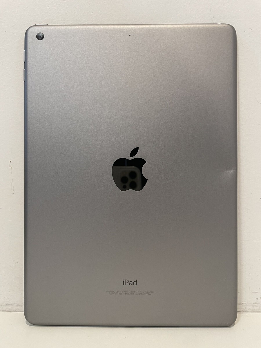 Apple iPad (6th Generation) - 32GB - Wi-Fi, 9.7in - Space Gray