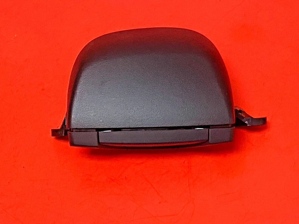 Cruise Control Switch CCA1086 fits 06-08 Cadillac DTS. 15774613 - Image 4 of 4