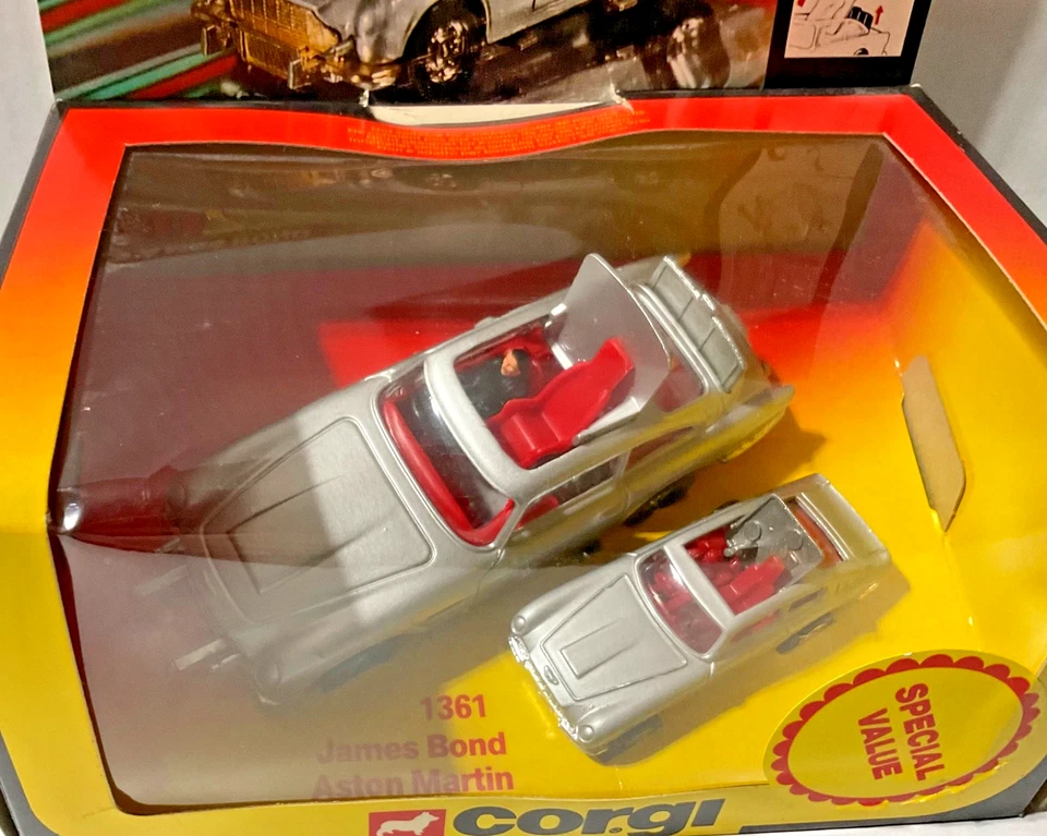 1981 CORGI JAMES BOND 007 ASTON MARTIN DB5 w/ MINI DB5 COMPLETE W/FIGURE - Image 2 of 4
