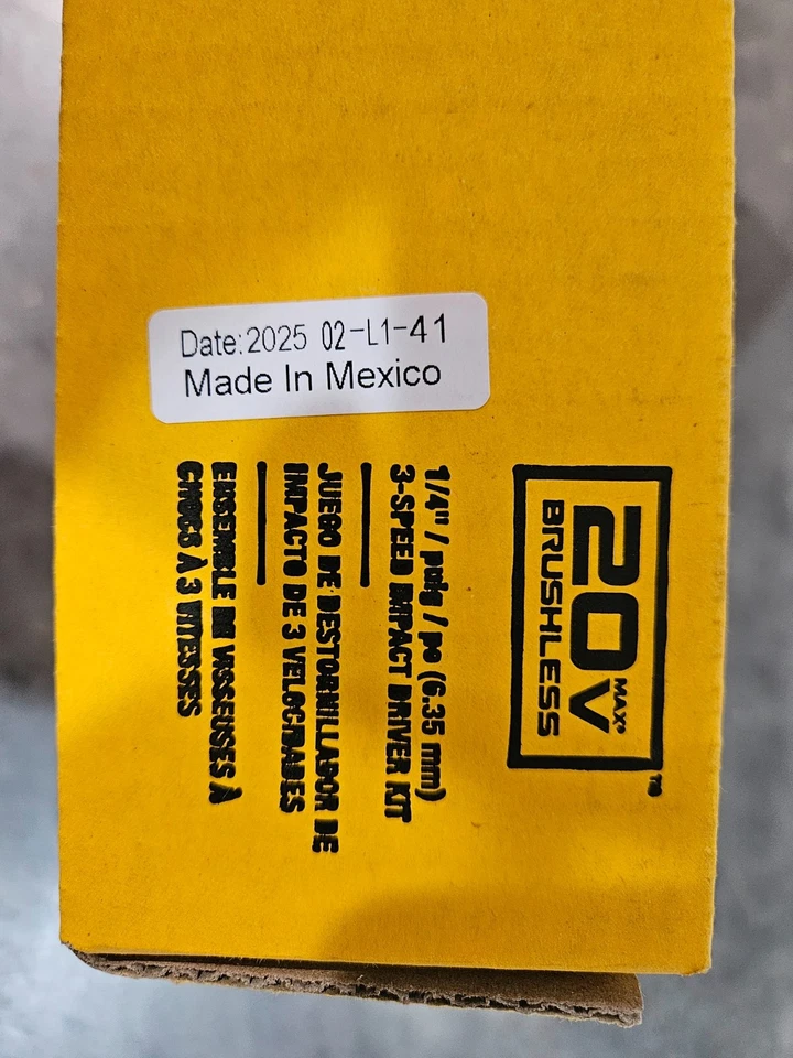 DeWALT Atomic 20V 1/4" Impact Kit w/ bag, 5Ah Battery & Charger DCF850P1 2025 - Image 2 of 4