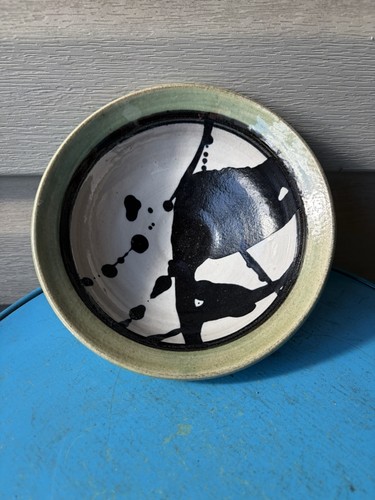 MCM Craig Campbell Black Splatter Tan Abstract Art Pottery Bowl 6" Signed