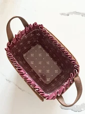 Longaberger 1995 Berry Basket Woven Plastic Burgundy Liner Leather Handles 7x5x4