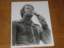 GLEN CAMPBELL - PROMO PRESS PHOTO - 10 x 8 INCHES (T8)