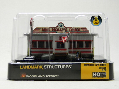 WOODLAND SCENICS HO SCALE MISS MOLLYS DINER FULLY ASSEMBLED BUILDING WDS5066 NEW