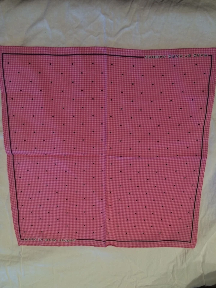 NWOT - CHARMING Hearts 12" Pocket Square - Marc by Marc Jacobs Silk Blend - Image 2 of 3