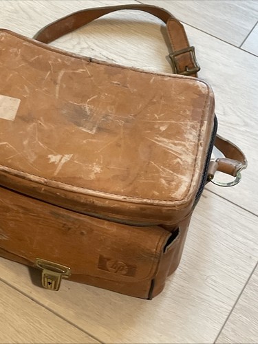 HP Premium Leather Vintage Camera Case - Hewlett Packard Case with Lock and Key - Picture 4 of 17