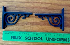 2 Shelf Shelving Brackets Black 3inX2.5in Curio Display Durable Elegant Country