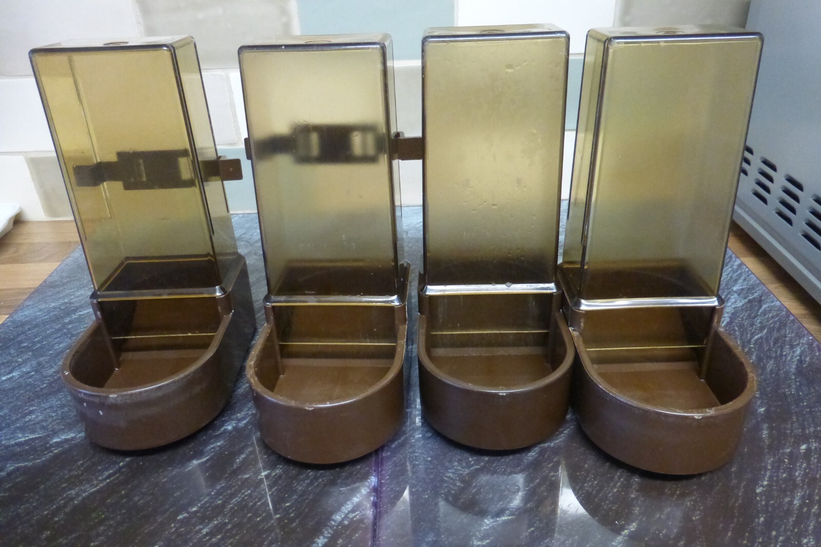 Job Lot Bird Parrot Parakeet Cockatiel Brown Plastic Food Water