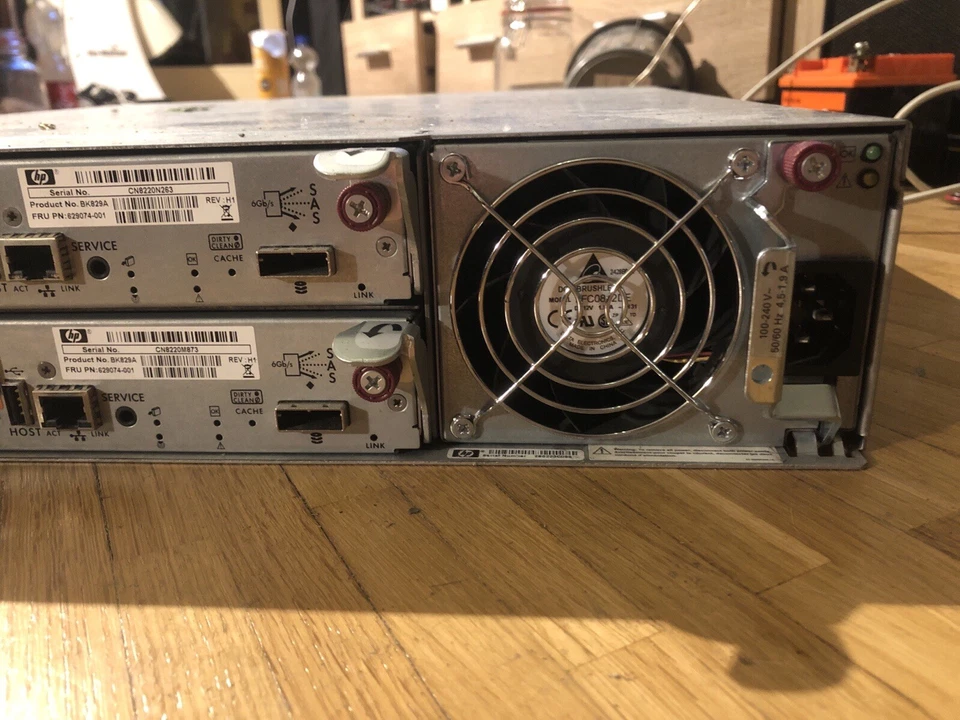 HP P2000 G3 Enterprise SAN Storage 24x SFF – Dual iSCSI Controller 2U Rack - Bild 4 von 4