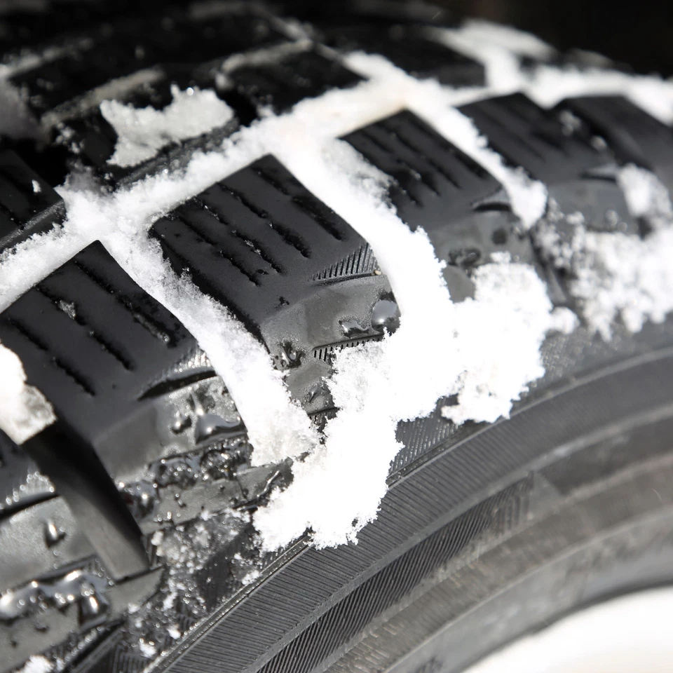 4x Winterreifen 235 55 R17 103V Fulda Kristall Control SUV XL M+S 3PMSF - Bild 3 von 4