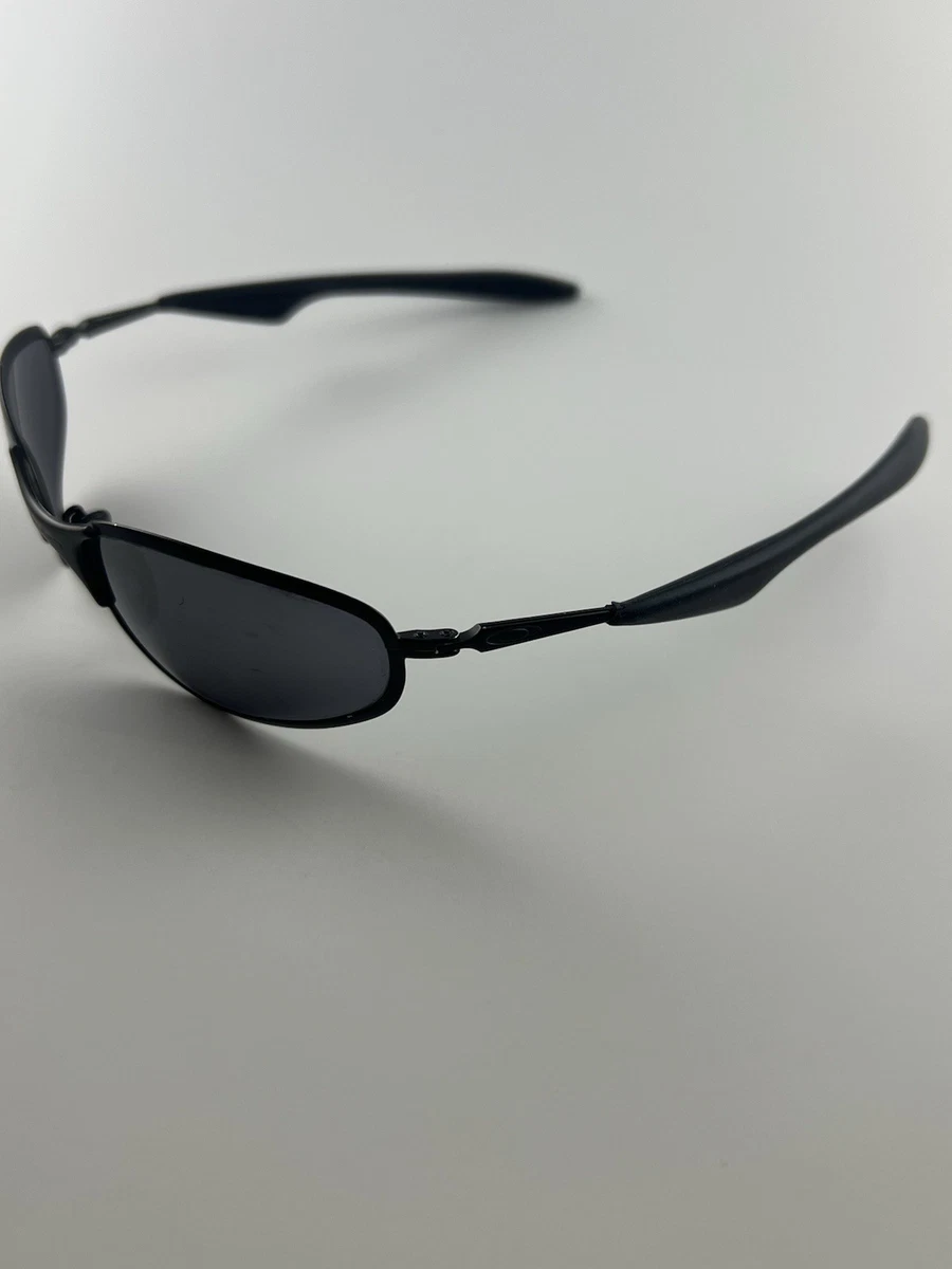 Preços baixos em Óculos de Sol Masculino Polarizado Oakley Whisker