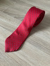 Saks Fifth Avenue Tie Imported Fabric Made in USA 100% Silk Slip-Stitch Red