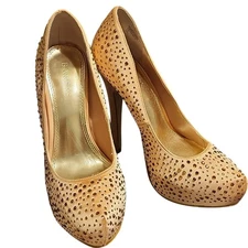 Bakers Palaace Platform Heels - Taupe Sz. 7M NWOT