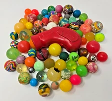 Vintage 2 POUNDS LOT Vending Machine Bouncy Balls Rubber Super + Kusan K-Gun!