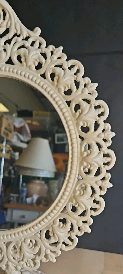 Espejo de tocador inclinable vintage años 40 Emig Metal Works hierro fundido blanco roto Foto 3 de 4