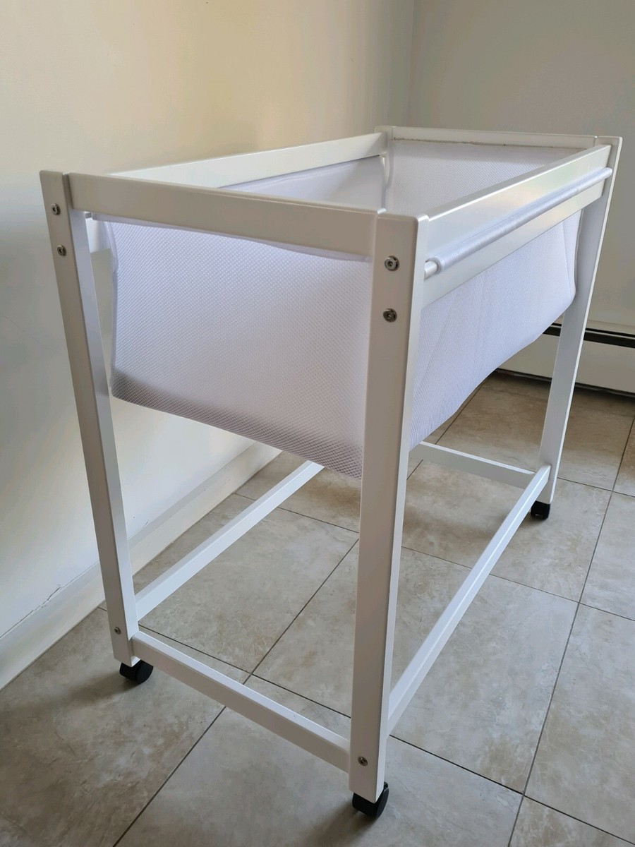 Cot Tasman Bassinet Tasman Eco Rascali White Baby Bassinet On Wheels