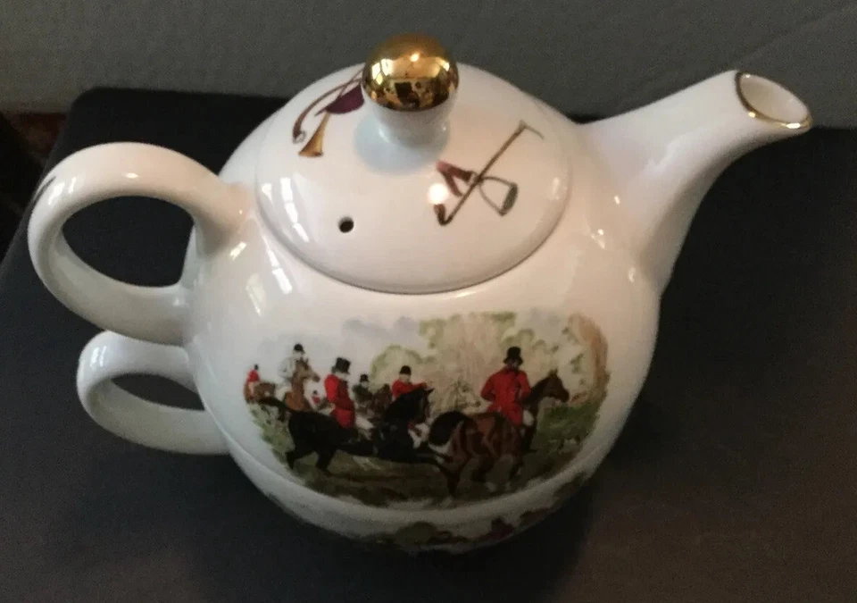 J. TETERA ARENQUE PERSONAL APILADA CAZA FINA CHINA HECHA EN INGLATERRA/SE SIENTA EN TAZA Foto 2 de 4