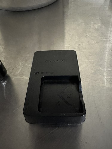 SONY Cyber-shot DSC-TX7 Digital Camera Black 4.0x zoom Used Needs Work - Picture 7 of 10