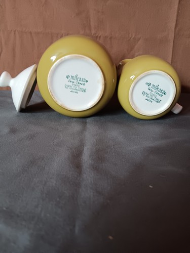 Vintage Mikasa Cera-stone Creamer And Sugar Set With Lid Green And White - Picture 3 of 6