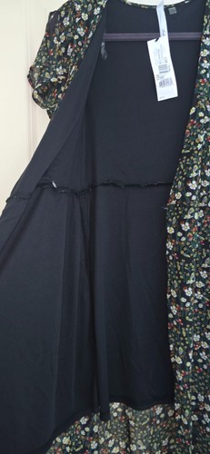 Maxi Vestido Envolvente Floral Colección NY Con Mangas Cortas Por Colección Calla Negro - Imagen 9 de 9
