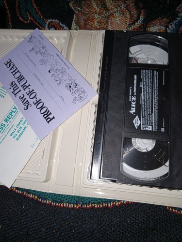 Walt Disney's-Alice in Wonderland-Black Diamond VHS RARE COVER - Picture 2 of 2