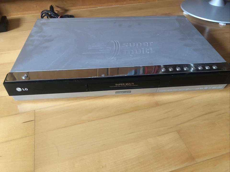 LG RH 188 HD DVD Recorder 160 GB Festplatte Super Multi Recording