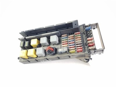 VOLKSWAGEN CRAFTER FUSE RELAY BOX A9065450201 2.0 DIESEL MK1 2010 - 2017
