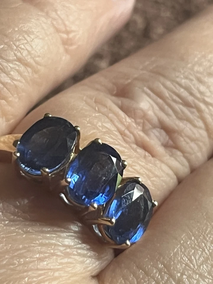 Anillo Sundar cianita 4,94 quilates, oro 9k Foto 2 de 3