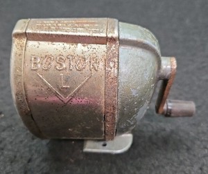 Vintage Boston L Metal Desktop Wall mount Pencil Sharpener Single Hole (13@339)