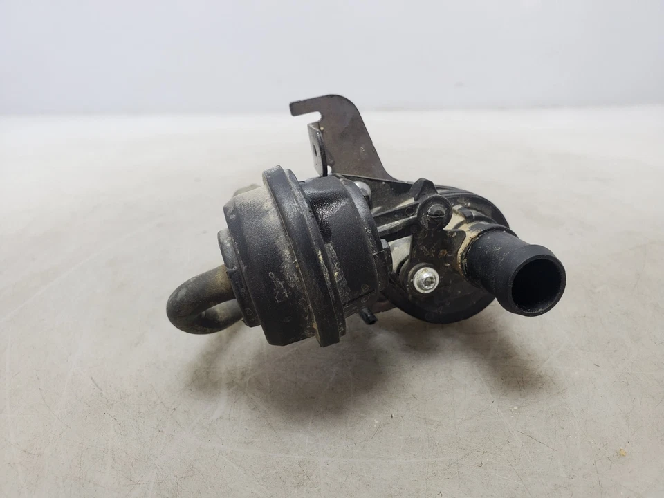 ✅ Válvula de control de inyección de aire secundaria 17-19 OEM Porsche 991 911 Turbo S 18 k millas Foto 3 de 4