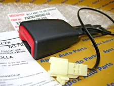 Toyota Corolla Drivers Side Black Seat Belt Buckle Latch OEM Genuine 2001-2002