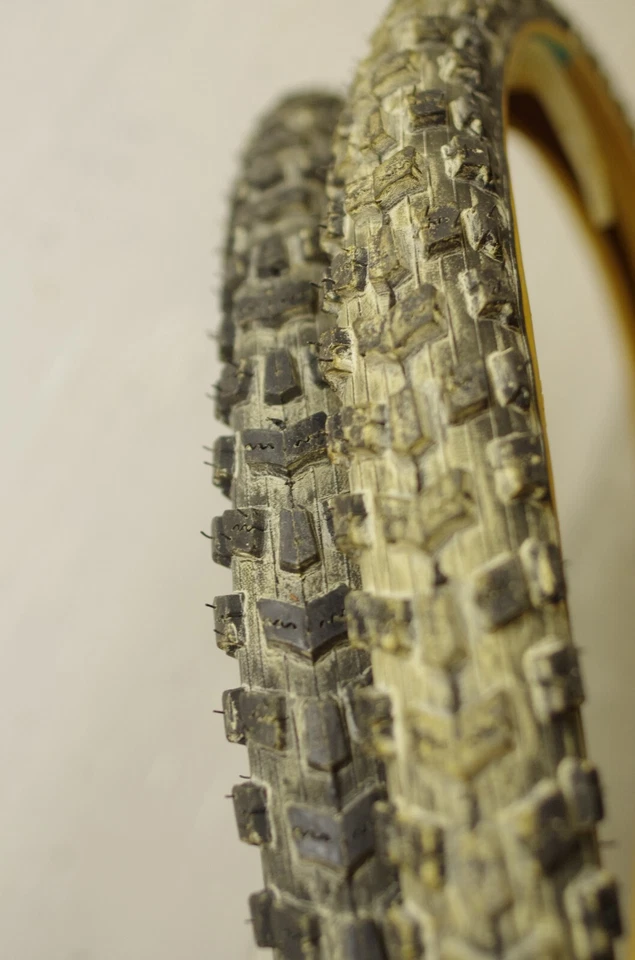 Vintage Panaracer Khartoum Mountainbike tires 26x2.0 NOS Pair - Bild 2 von 3