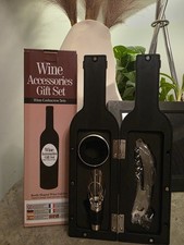 Wine Accessories Gift Set Bottle-Shaped & Brand New! Boxed