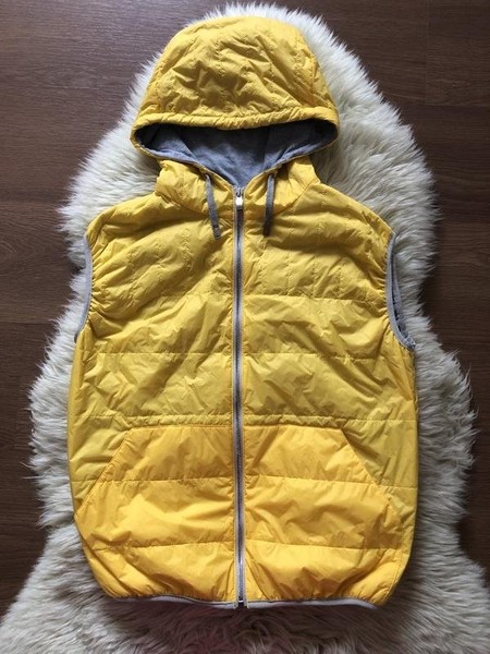 Men Eleventy Vest Yellow M