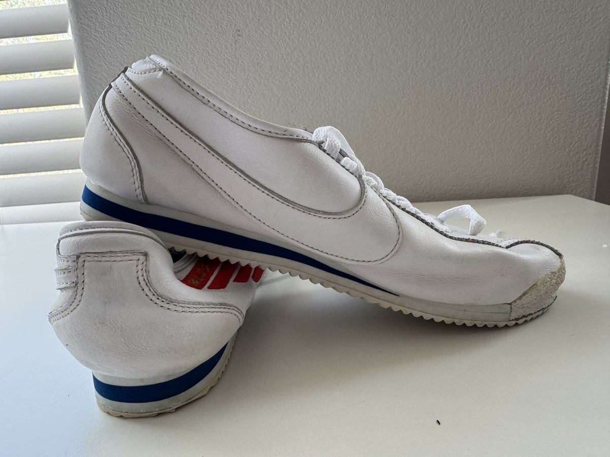 Nike Classic Cortez '72 QS Falcon Shoe Dog Pack CJ2586-102 White