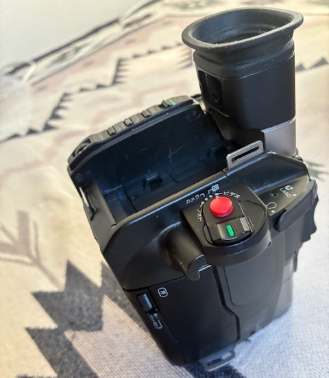 Sony Handycam DCR-TRV7 miniDV Video Camera Digital Zoom120x 4.0