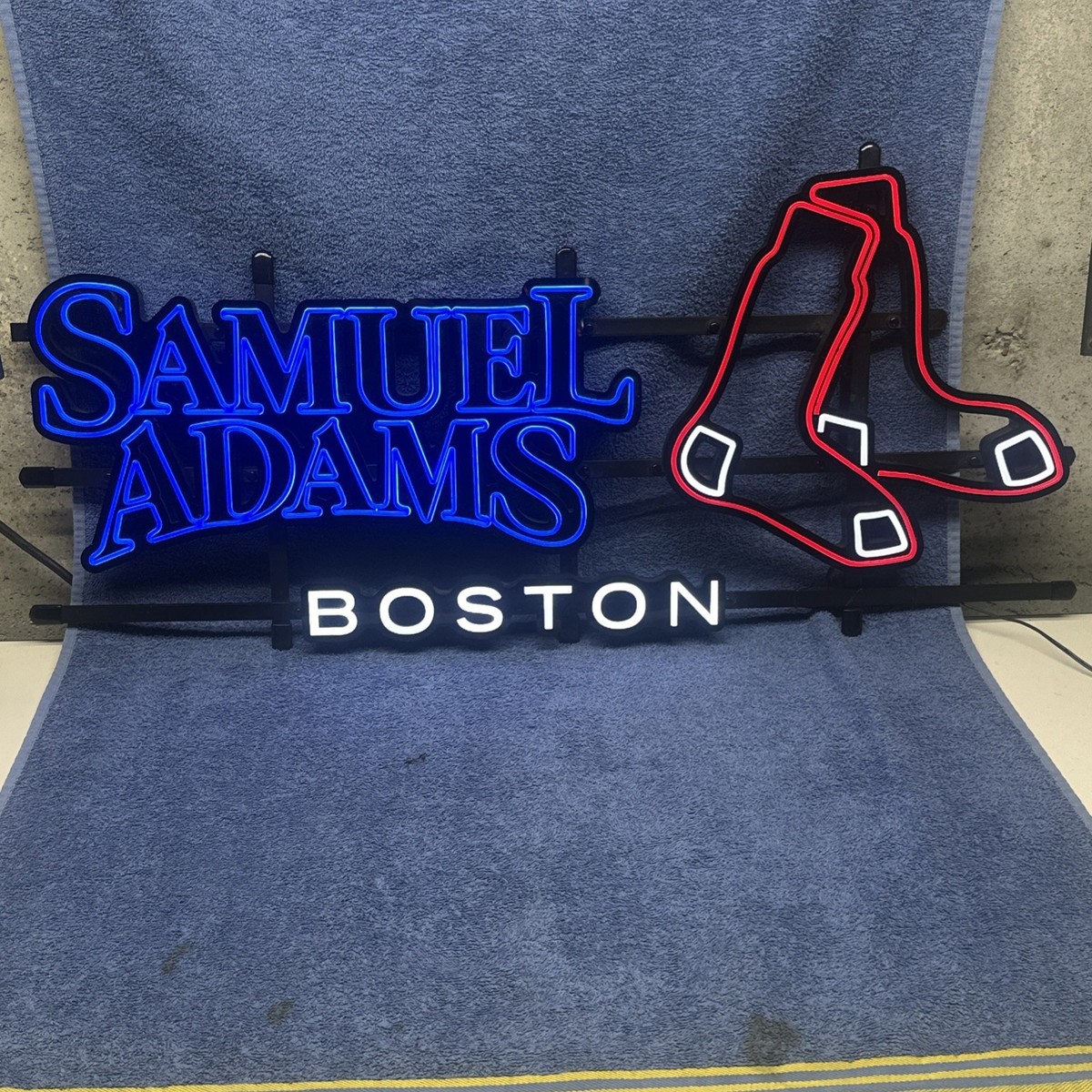 BOSTON RED SOX SAM ADAMS BEER LIGHT UP LED SIGN 34” X 16” 3 | eBay